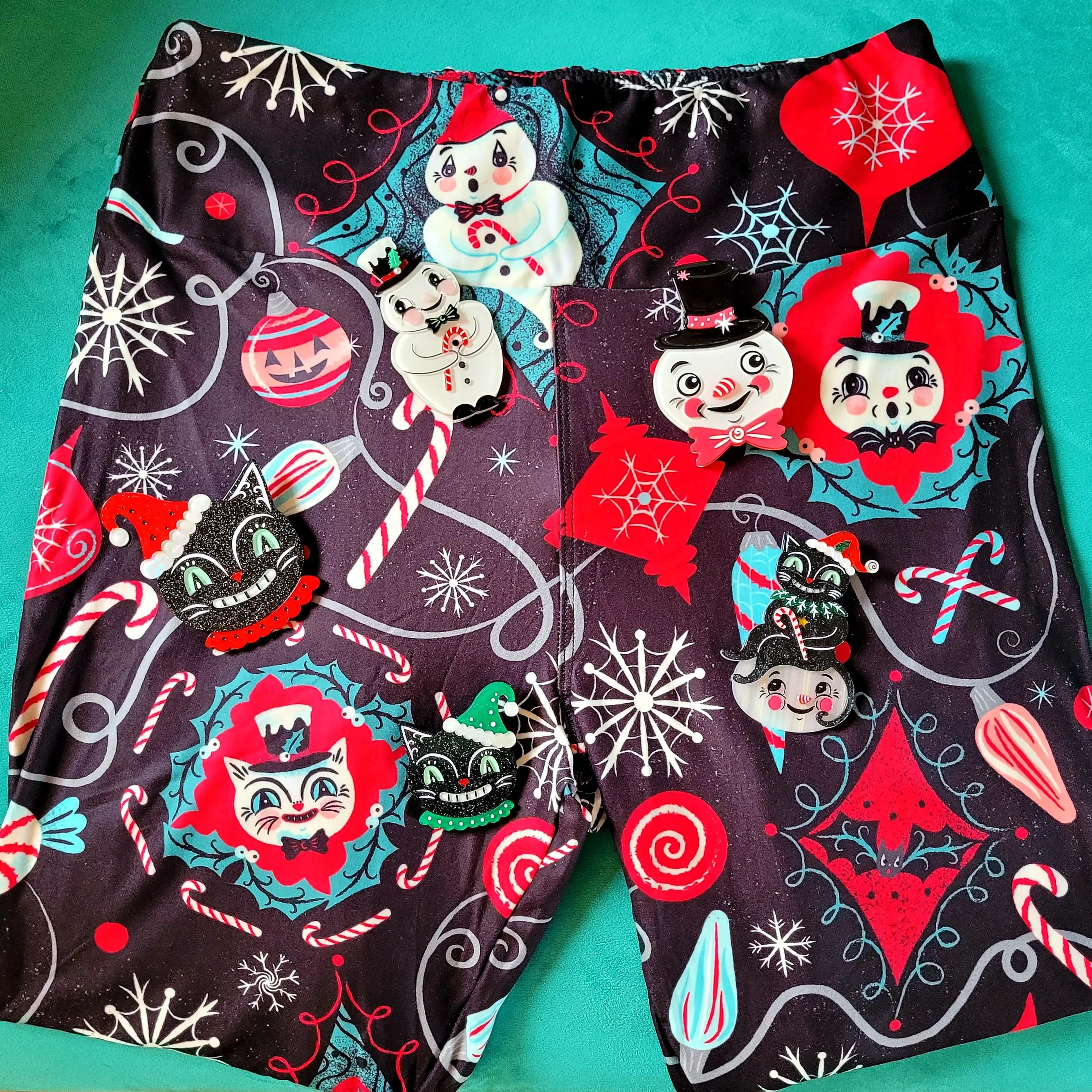 Frosty Spookmas Eve (Johanna Parker Exclusive) - High-quality Handcrafted Vibrant Leggings