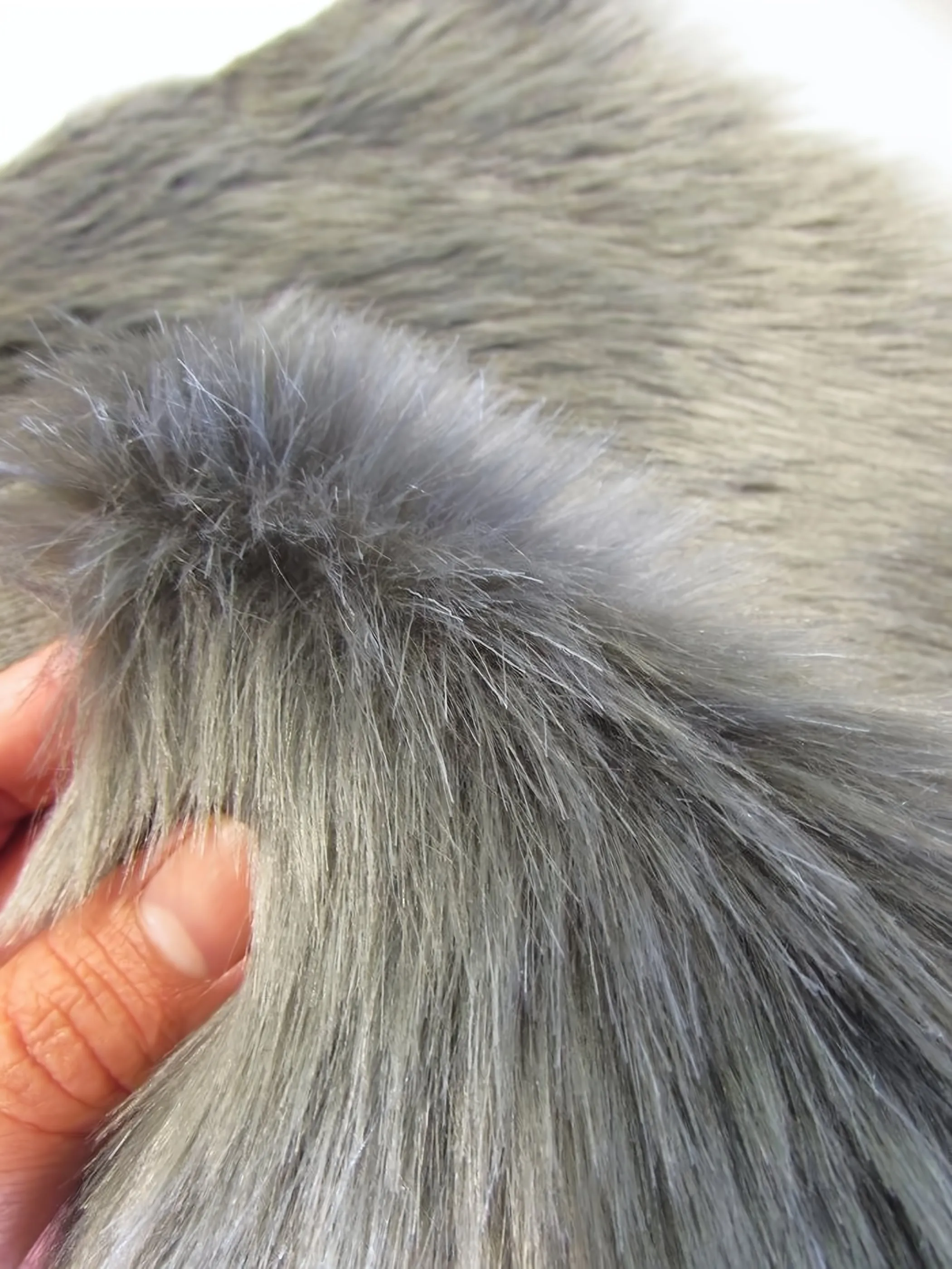 Short Shag Faux Fur Fabric / Platinum / Sold By The Yard