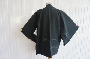 Vintage Haori/Kimono With Mountain design 1980s